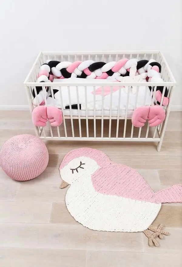 Tapete de crochê para quarto infantil feminino em formato de passarinho