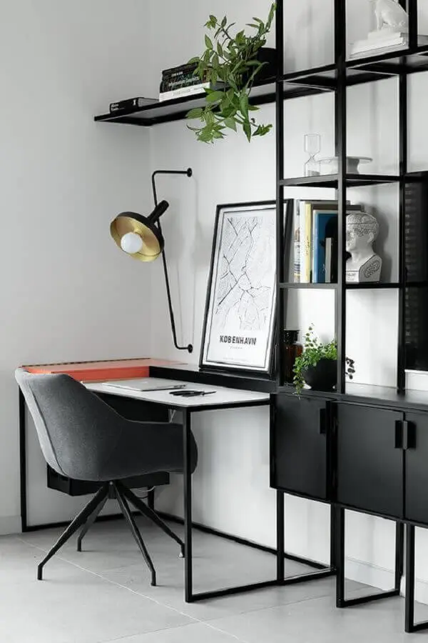 decoração em preto e branco para home office minimalista Foto PUFIK Interiors & Inspirations