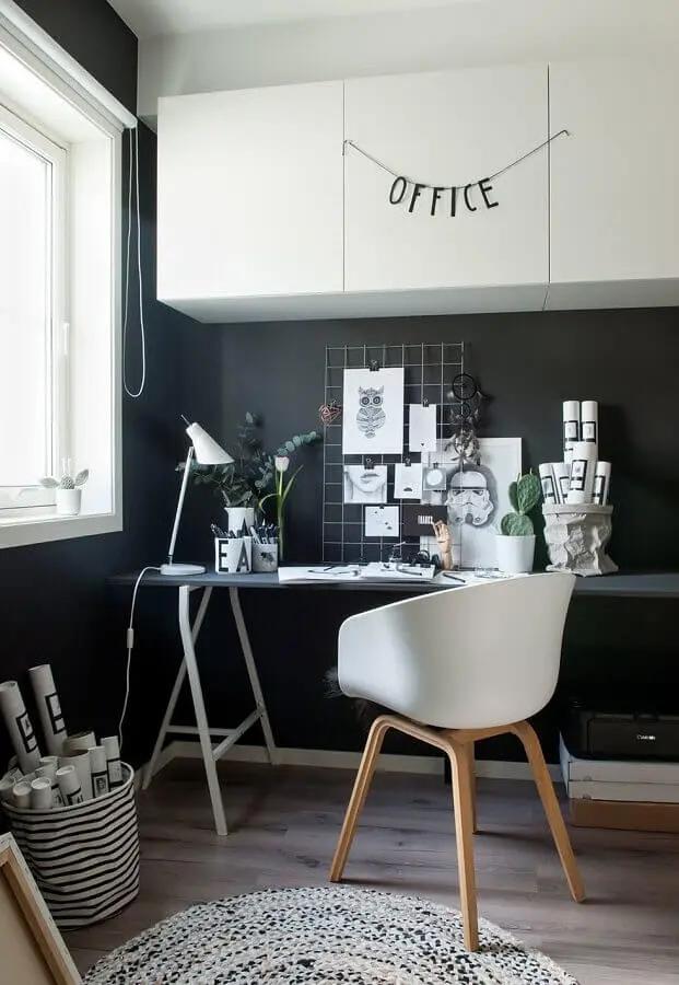 decoração preto e branco para home office Foto Lolafá