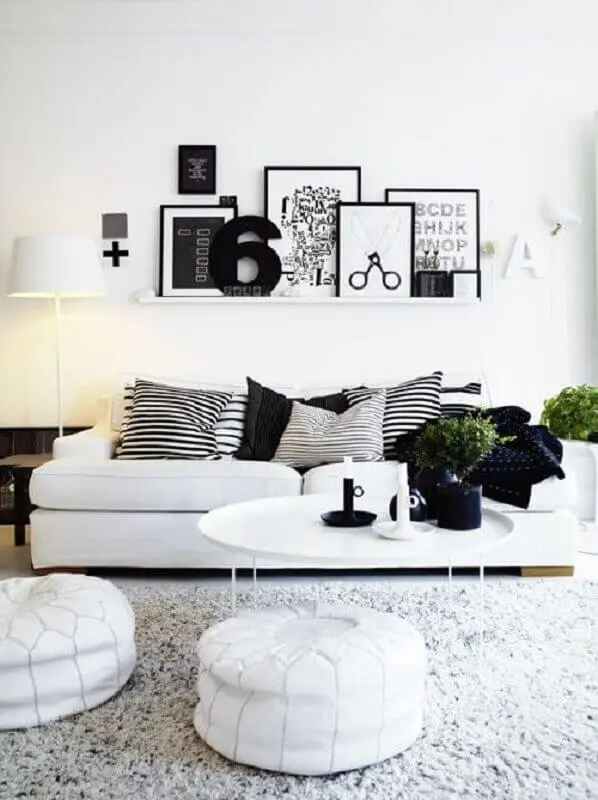 quadros e almofadas para decoração de sala preto e branco Foto Pinterest