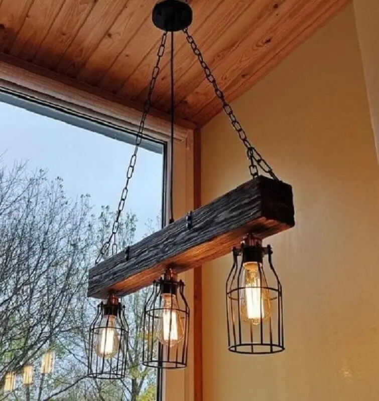 modelo de luminária rústica de madeira com aramado Foto Pinterest