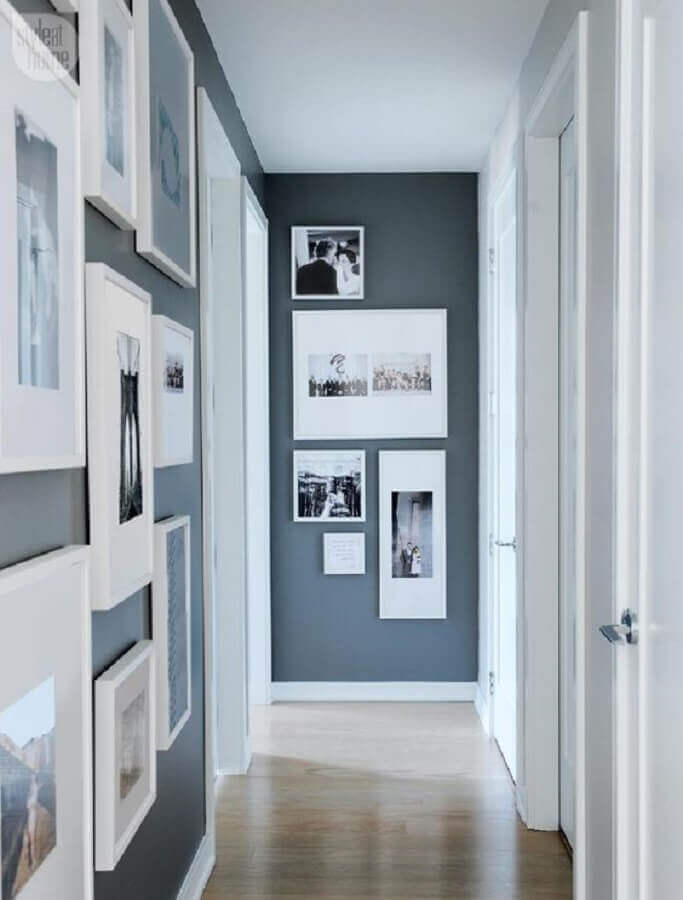quadros decorativos para corredor de apartamento cinza e branco  Foto Style at Home