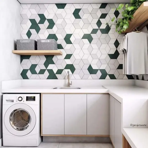 O revestimento geométrico para lavanderia decora de forma graciosa o espaço
