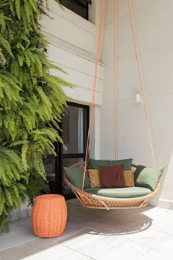 decoração com confortável balanço suspenso para varanda Foto Casa de Valentina