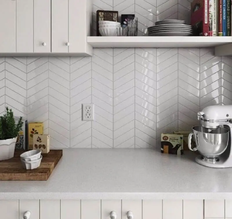 decoração de cozinha branca planejada com revestimento metro white Foto Pinterest