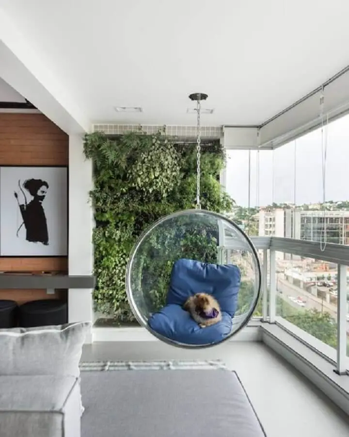 decoração moderna com balanço suspenso para varanda de apartamento com jardim suspenso Foto Pinterest