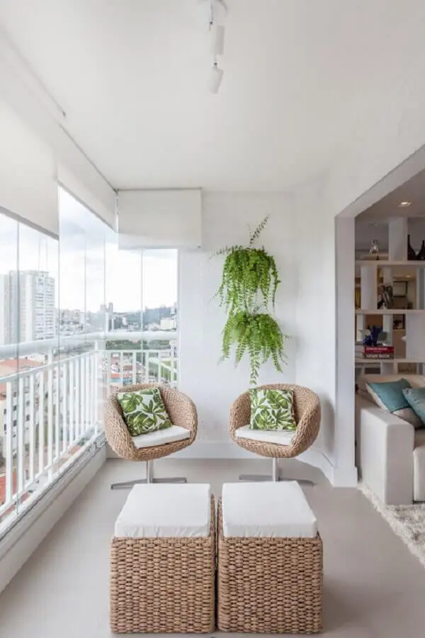móveis de fibras naturais para decoração de varanda de apartamento Foto Homify