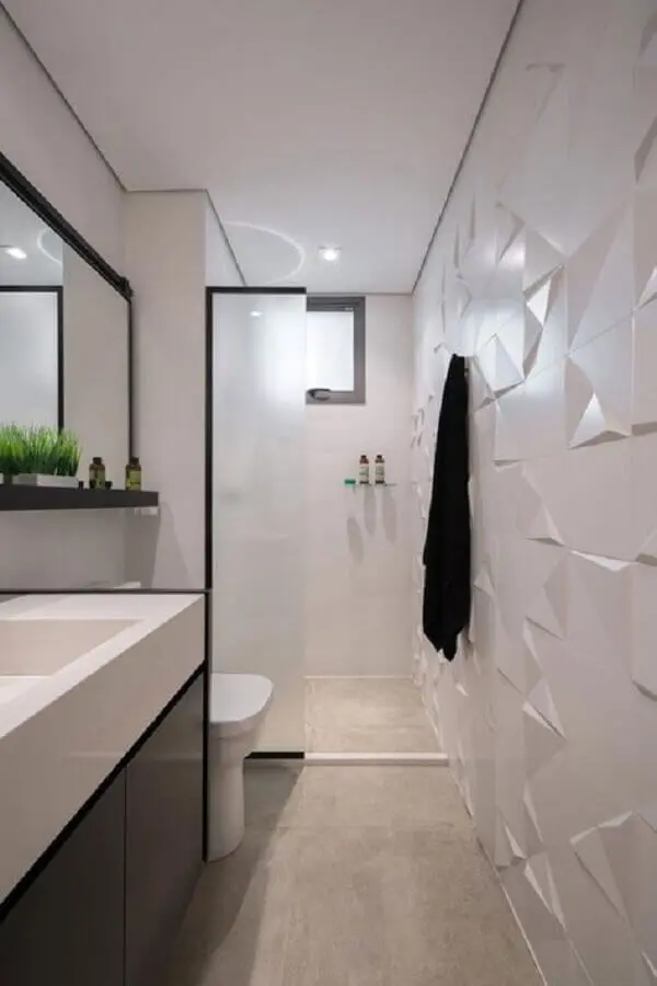 revestimento 3D branco para decoração moderna de banheiro pequeno Foto Kadu Lopes