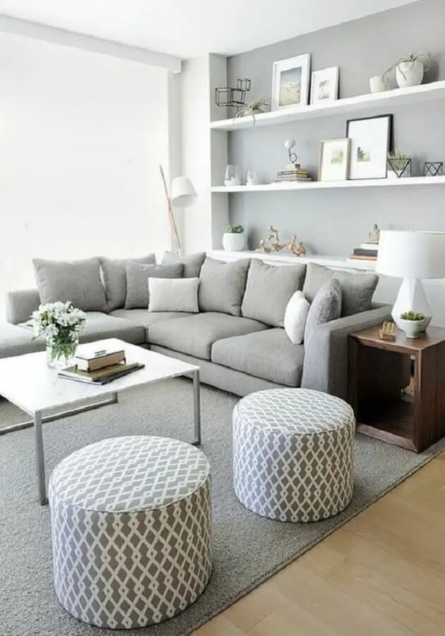 tons de cinza para decoração de sala de estar minimalista Foto Decoholic