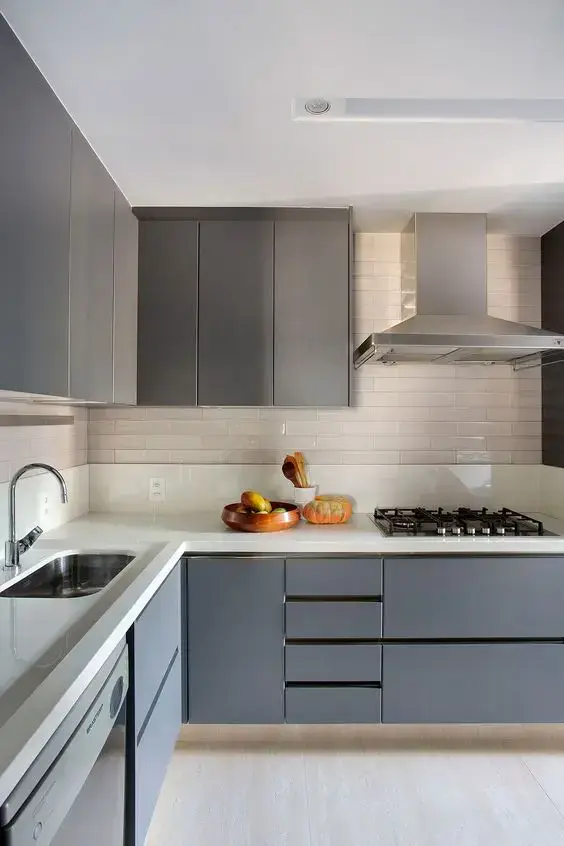Cores de móveis planejados cinza para cozinha moderna de canto