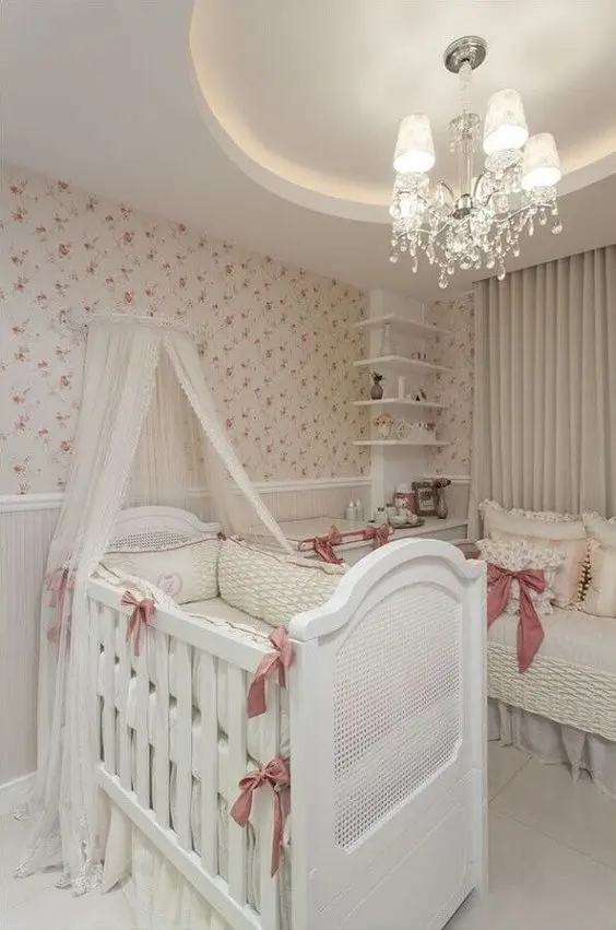 Lustre infantil provençal para quarto de bebe chique cor de rosa