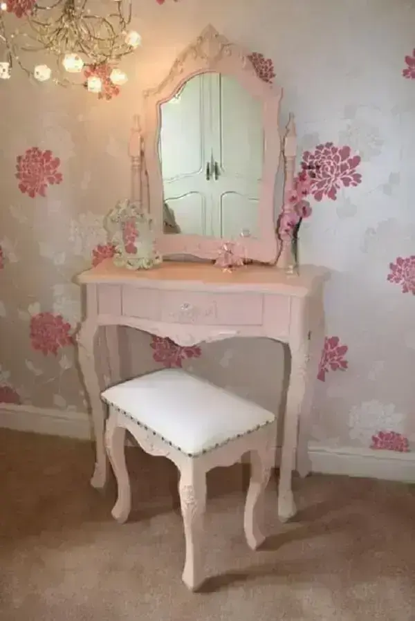 Penteadeira rosa bebê para quarto de princesas