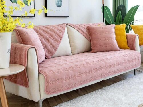 Sala moderna com capa de sofá rosa Foto Amazon