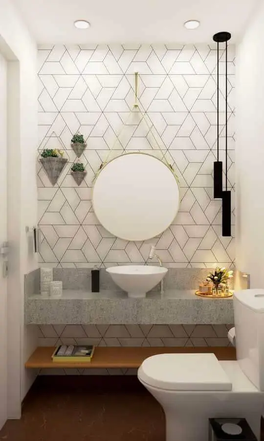 Banheiro pequeno e simples decorado com luminária pendente moderna