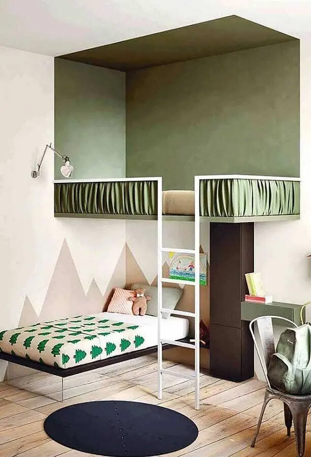 decoração verde oliva para quarto infantil planejado com cama suspensa Foto Yandex