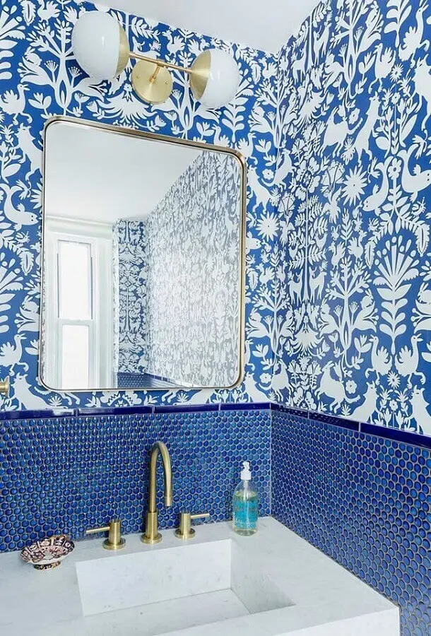 papel de parede para decoração de banheiro azul Foto We Heart It