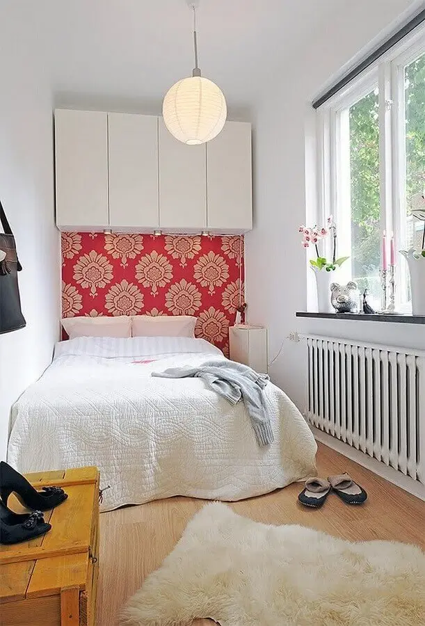 Papel de parede para decoração de quarto de casal simples e pequeno 