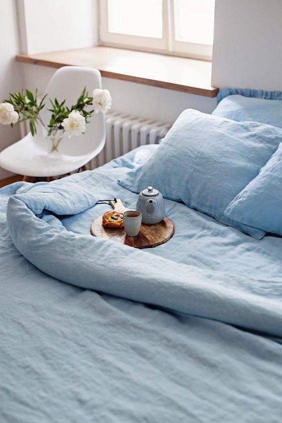 Roupa de cama azul celeste