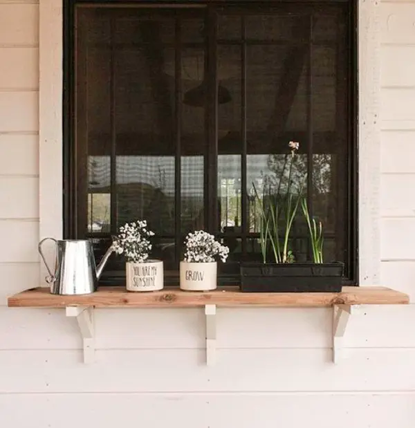 As plantas são ótimas opções para decoração da janela do lado de fora. Fonte: Twelve on Main