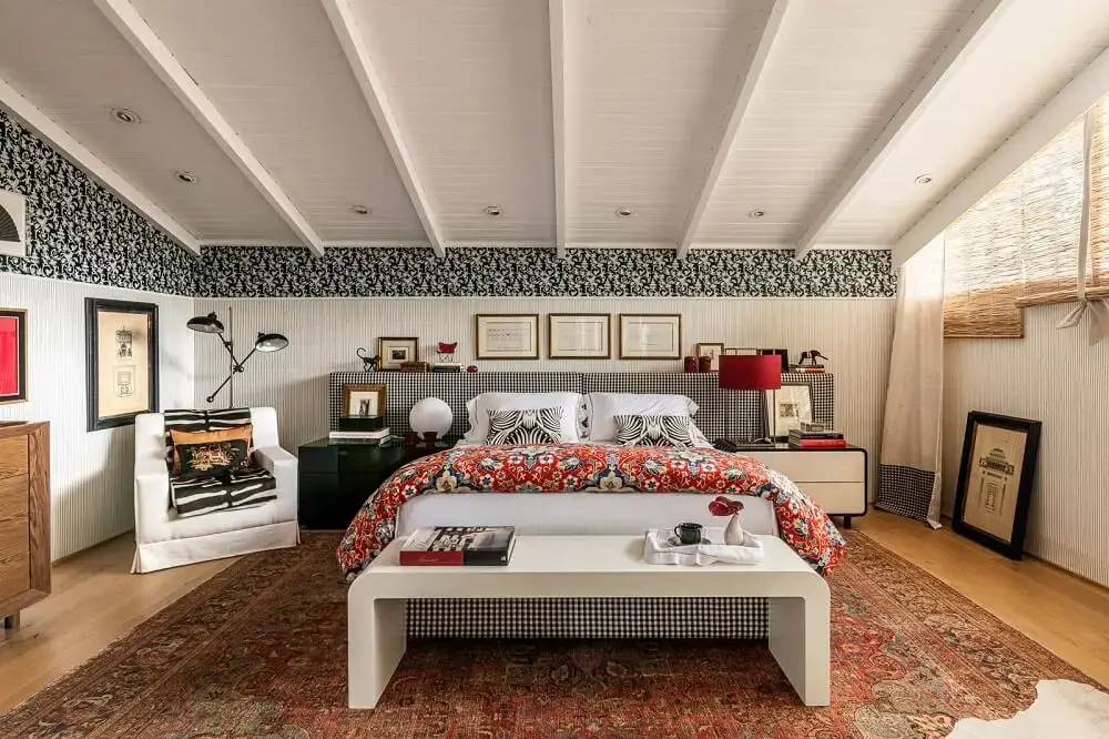 Tendências para quarto de casal aposte no uso dos papéis de parede no dormitório. Fonte: Quartos Etc