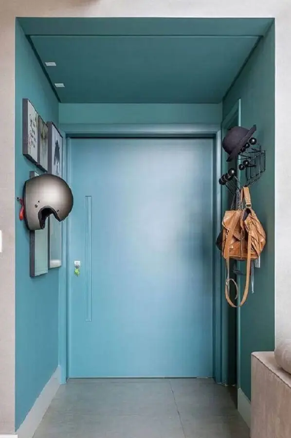 cabideiro de parede para decoração de hall pequeno azul Foto Pinterest