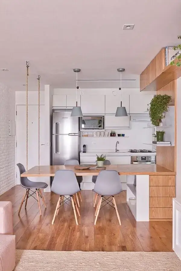 cadeira eames cinza para decoração de cozinha integrada com sala de jantar Foto Casa de Valentina