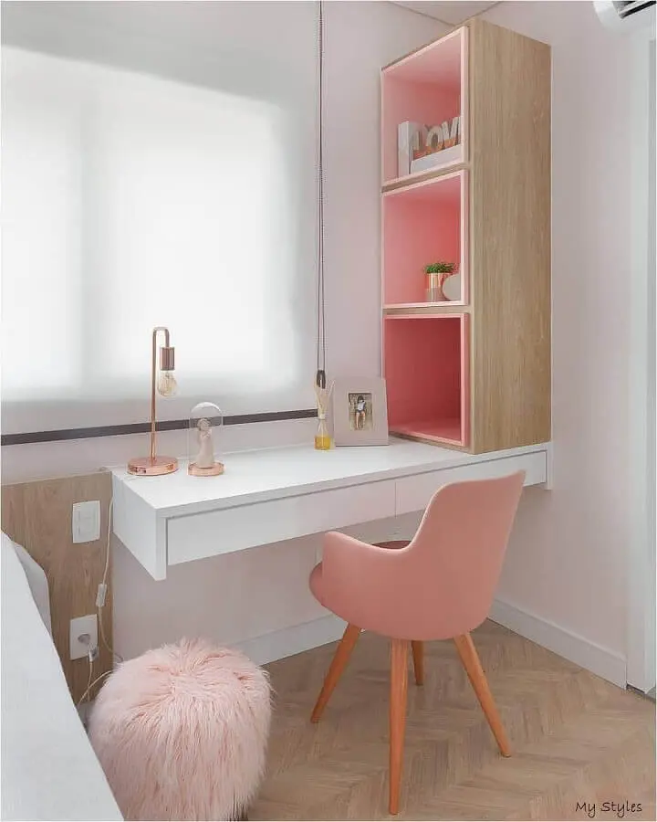 decoração clean com cadeira para quarto feminino rosa Foto MdeMulher