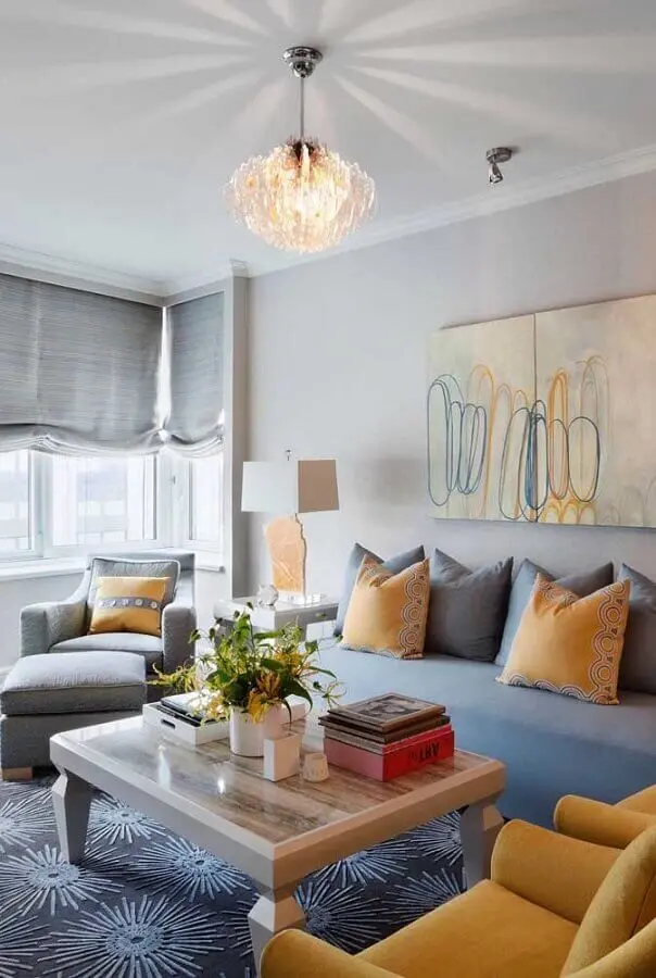 decoração com almofadas para sala cinza e amarela Foto Pinterest