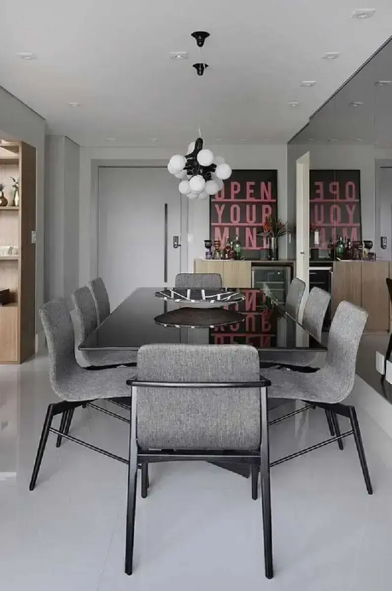 decoração com cadeiras para sala de jantar cinza moderna Foto Futurist Architecture