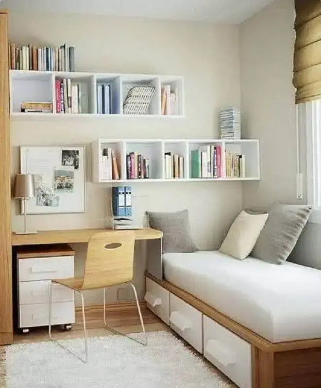 decoração com nichos brancos e mesa pequena para quarto simples Foto Pinterest
