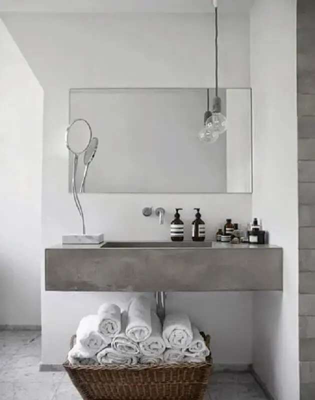 decoração simples com bancada de cimento queimado para banheiro minimalista Foto Pinterest