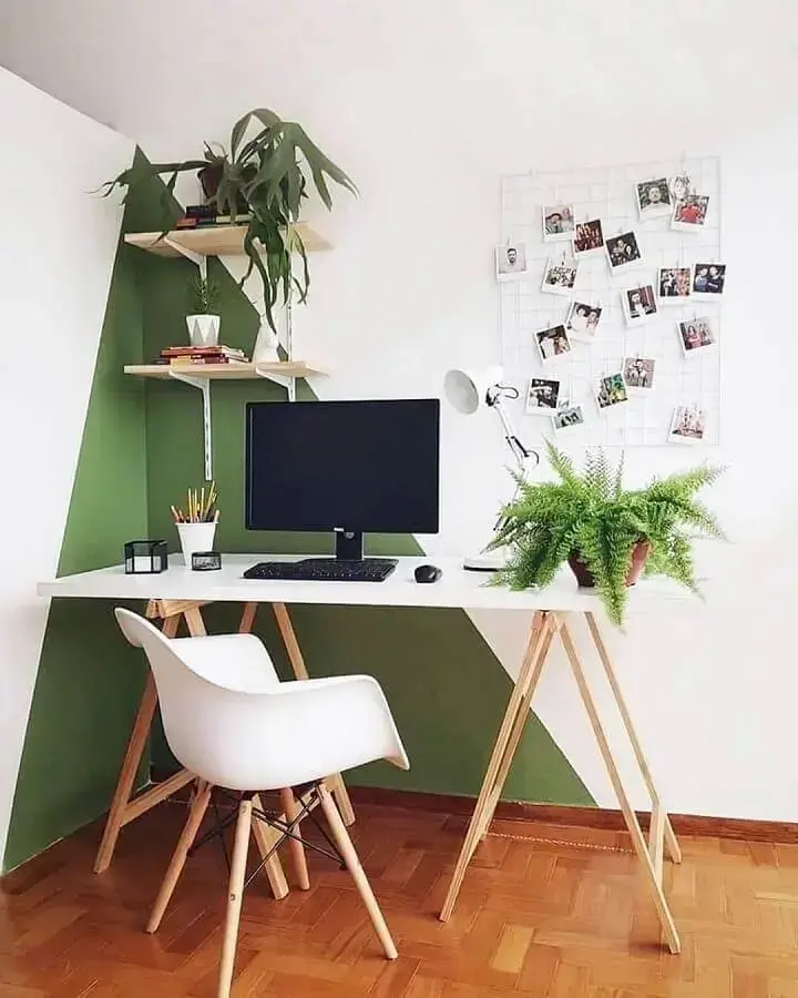 decoração simples com cadeira para mesa de estudo Foto Pinterest
