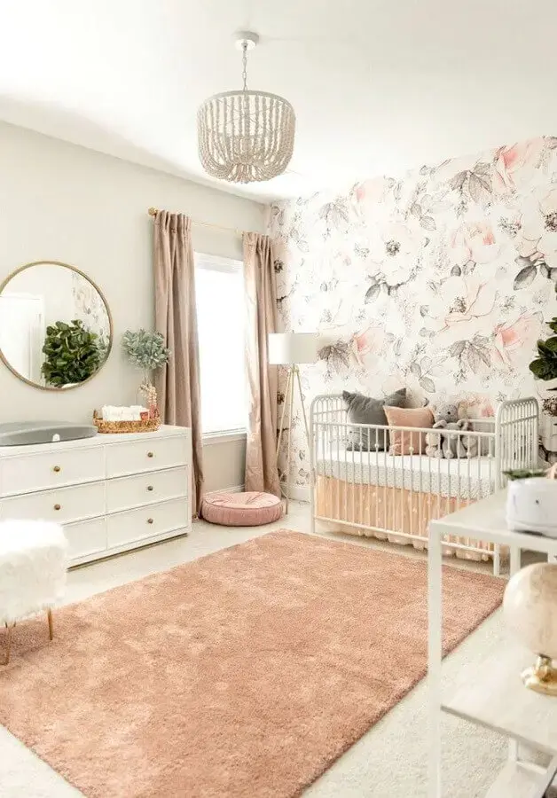papel de parede floral delicado para decoração de quarto de bebê branco Foto Newport Cottages