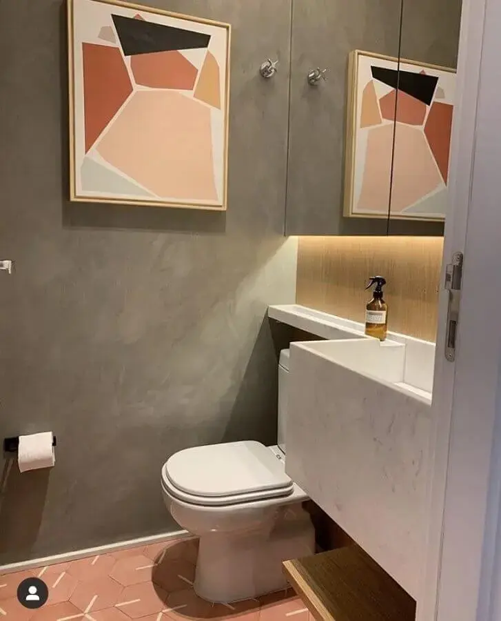 quadro para banheiro cimento queimado decorado com bancada de mármore Foto Duda Senna