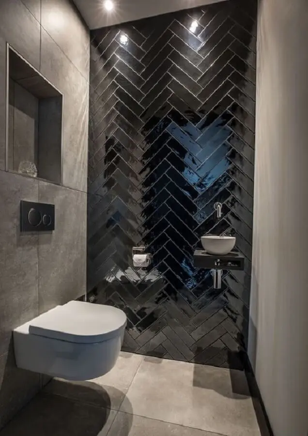 revestimento tijolinho preto para decoração de banheiro cimento queimado Foto HOOG.design