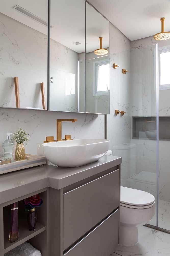 Banheiro com bancada de granito cinza
