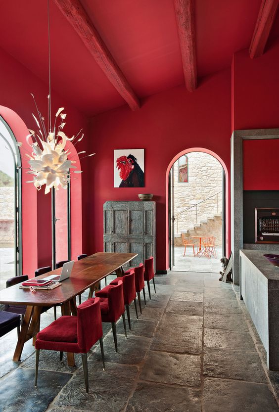 Cadeira vermelha para sala de jantar
