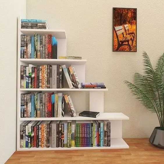 Mini estante de canto para livros na sala