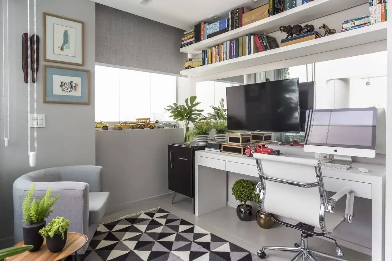 Reformas no seu home office é importante que você delimite a área do escritório. Projeto de Altera Arquitetura