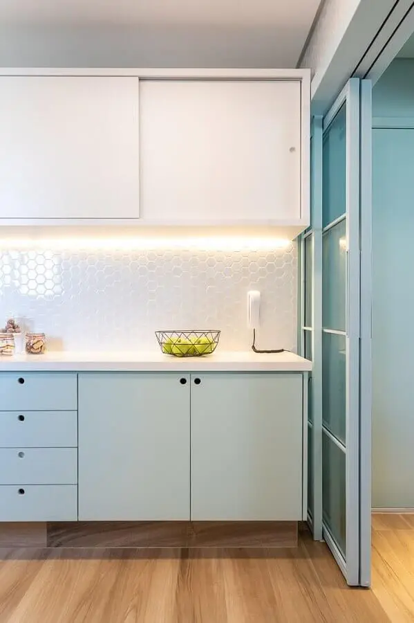 cores pasteis azul para decoração de cozinha planejada moderna Foto Casa Casada