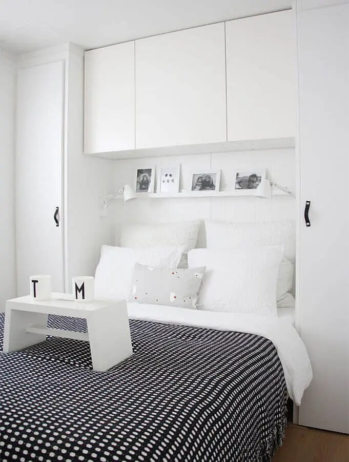 decoração clean com armário branco para quarto planejado Foto Neu Dekoration Stile