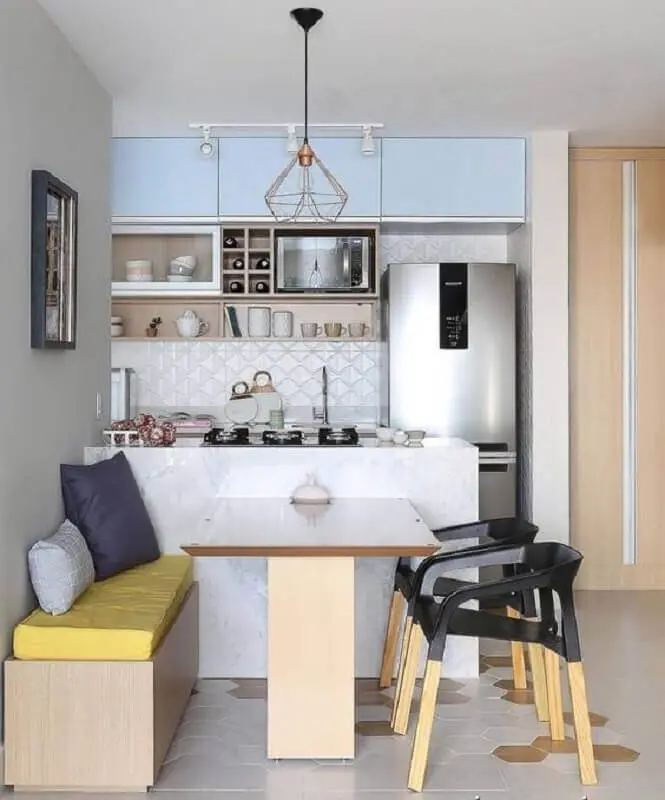 decoração clean com cadeiras modernas para cozinha americana com sala de jantar Foto Mariana Orsi