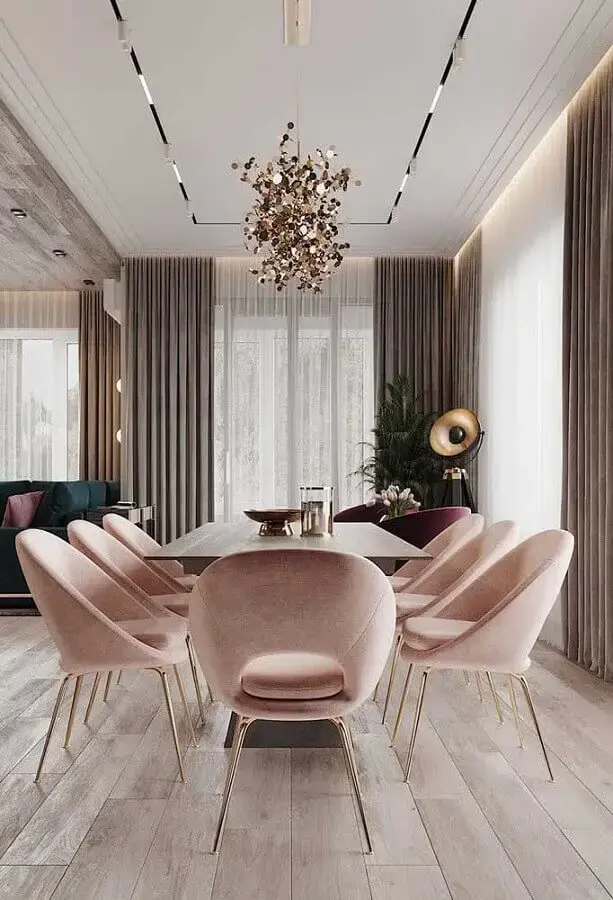 decoração moderna com lustre de teto para sala de jantar com cadeiras estofadas Foto Pinterest