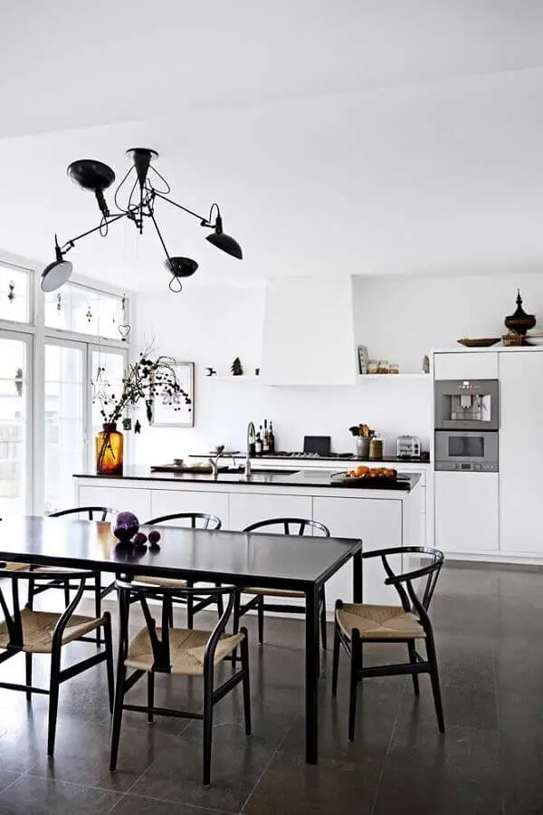 decoração moderna de cozinha americana integrada com sala de jantar Foto Futurist Architecture
