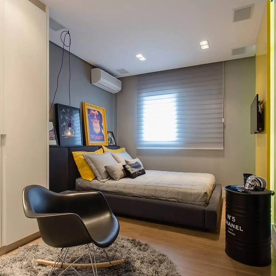 tonel decorativo para quarto de home decorado com cadeira de balanço Foto Casa de Valentina