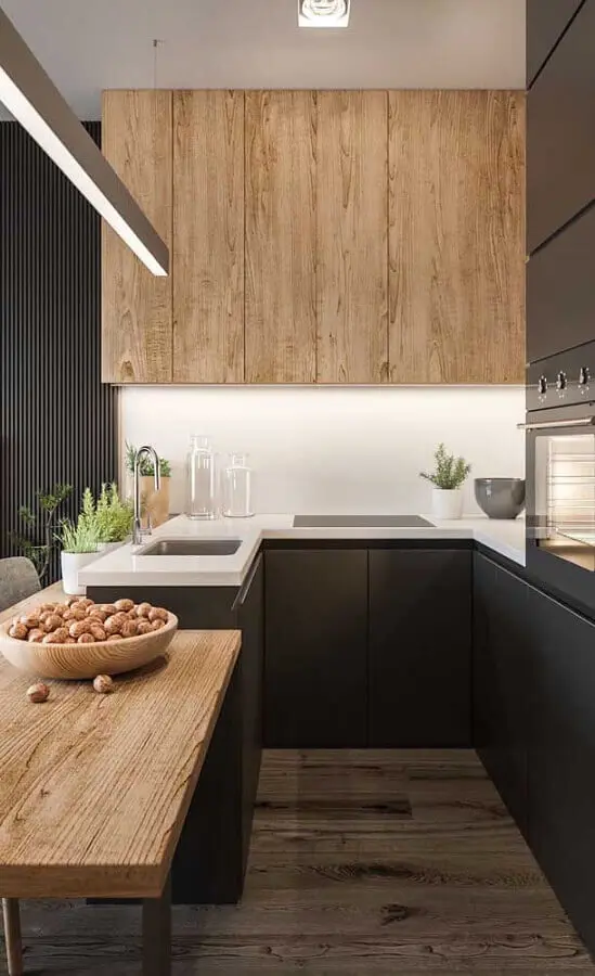 Decoração moderna com móveis planejados para cozinha estilo americana cinza com madeira Foto Futurist Architecture