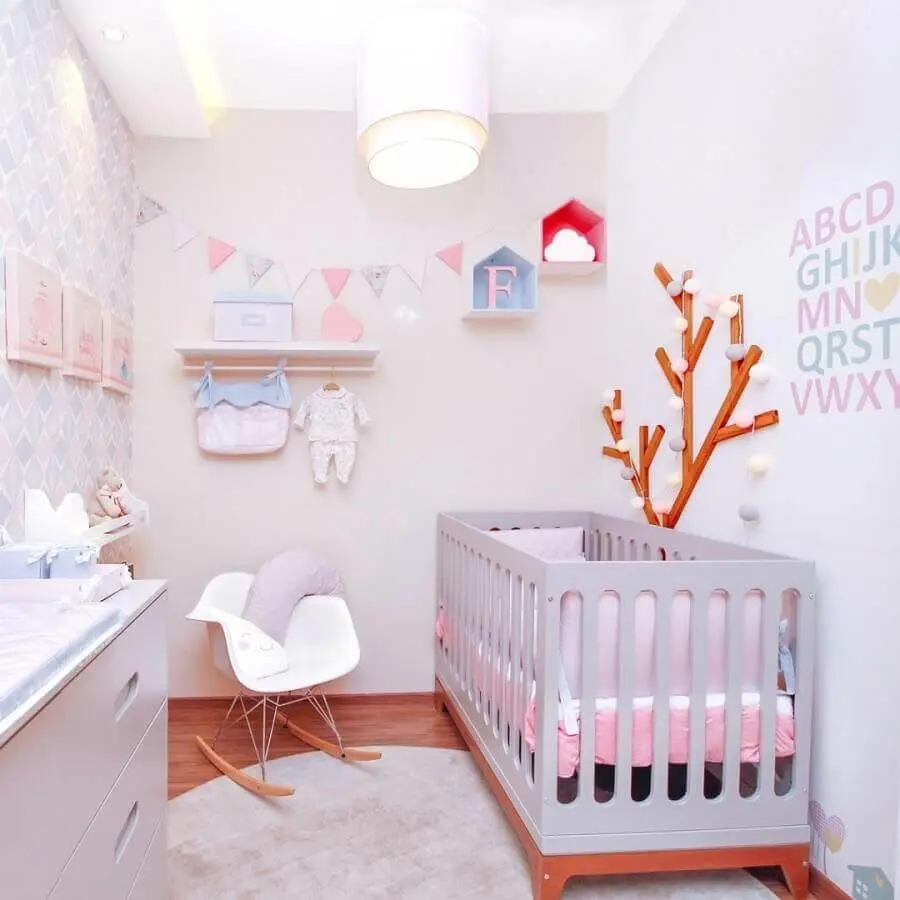 dicas de decoração para quarto de bebê pequeno em cores claras Foto Últimas Decoração