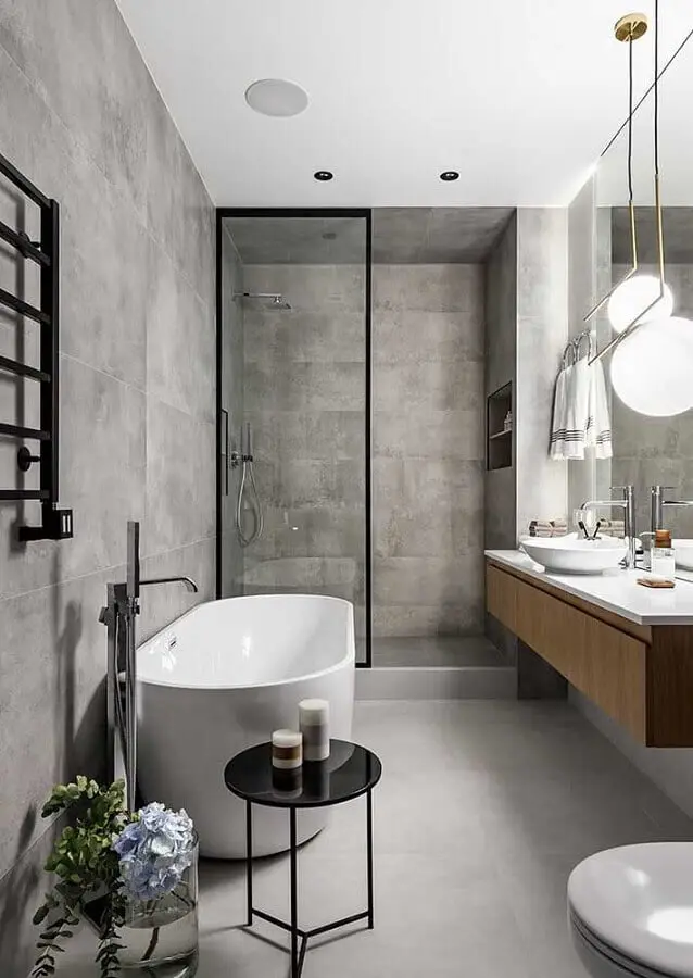 ideias de decoração para banheiro cinza moderno com gabinete de madeira suspenso Foto Futurist Architecture