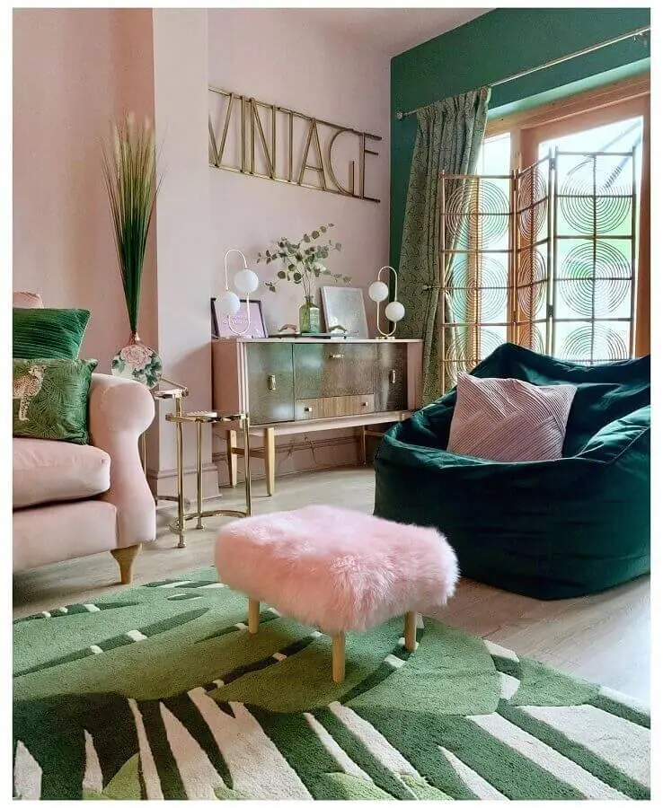 paleta rosa chá e verde para decoração de sala de estar Foto Pinterest