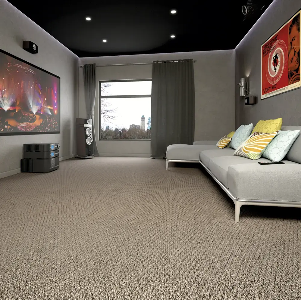 Carpete para sala em bege com sofá cinza